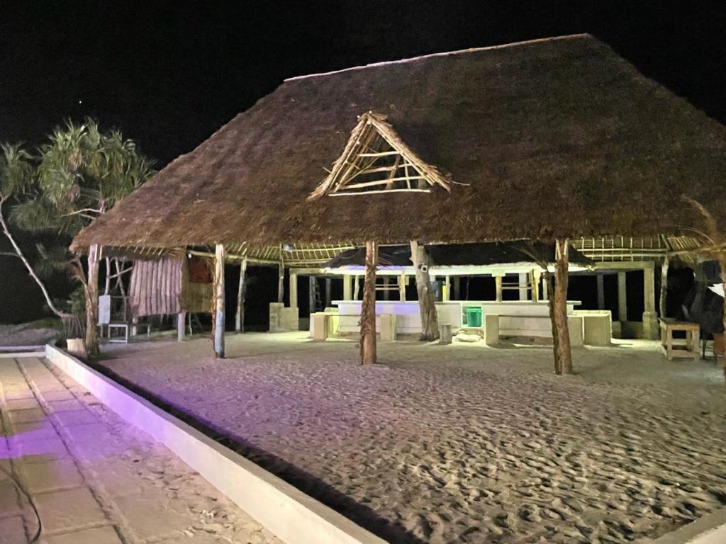 Jambo Beach Hotel Падже Экстерьер фото