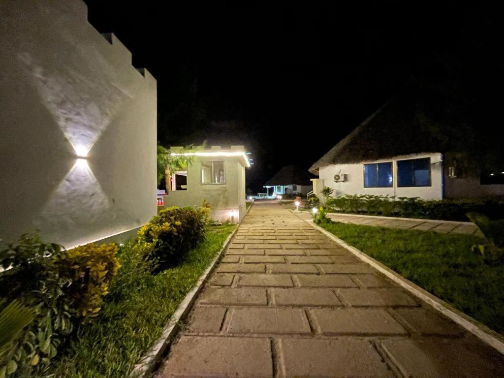 Jambo Beach Hotel Падже Экстерьер фото