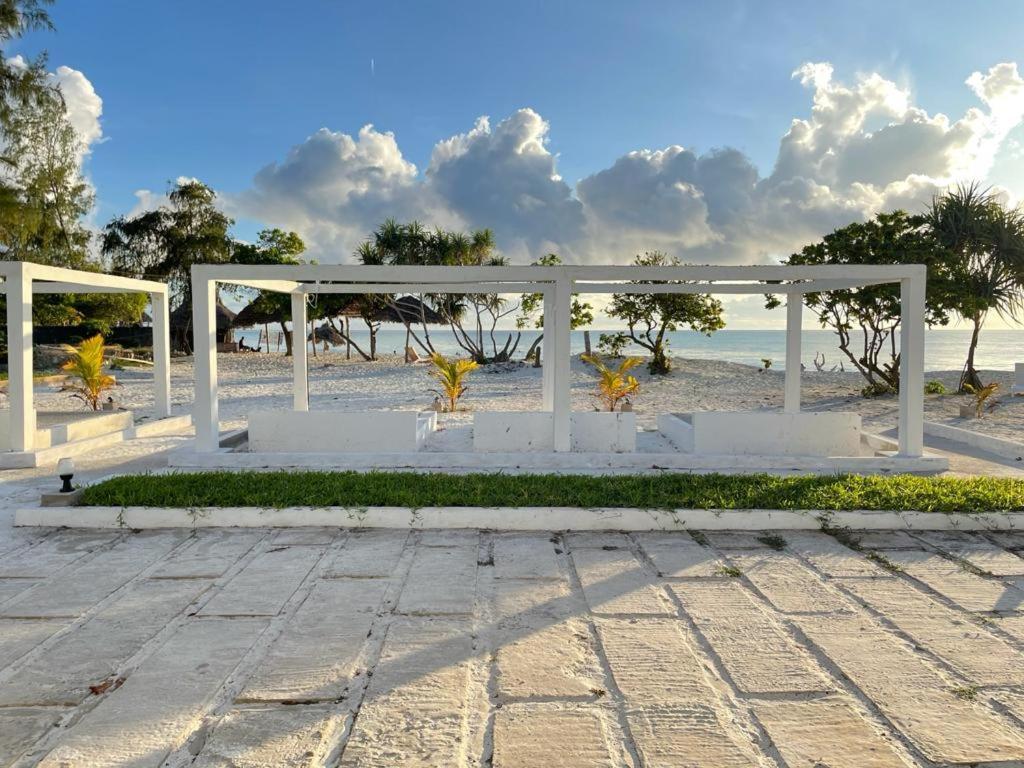 Jambo Beach Hotel Падже Экстерьер фото